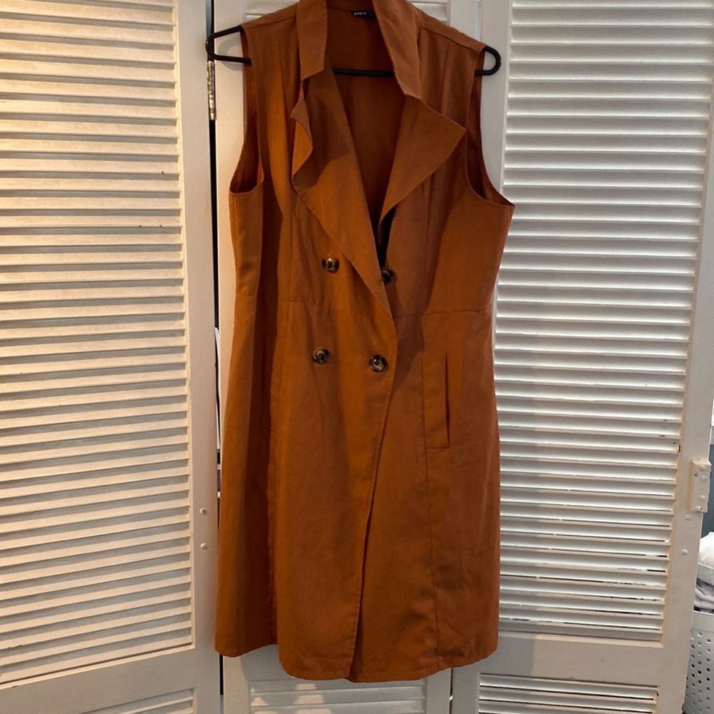 Long vest